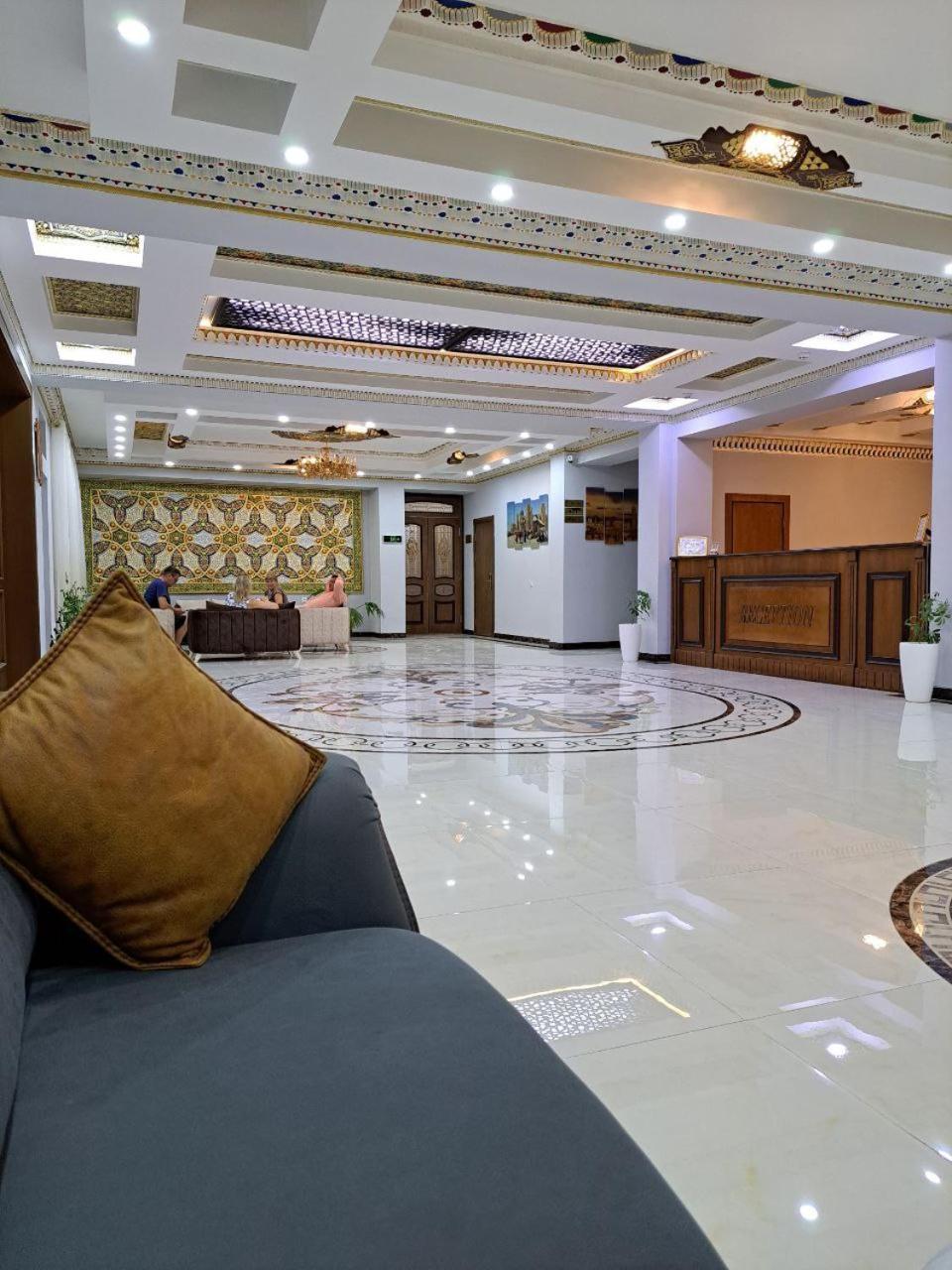 Caravan Plaza Inn Boutique Бухара Екстериор снимка