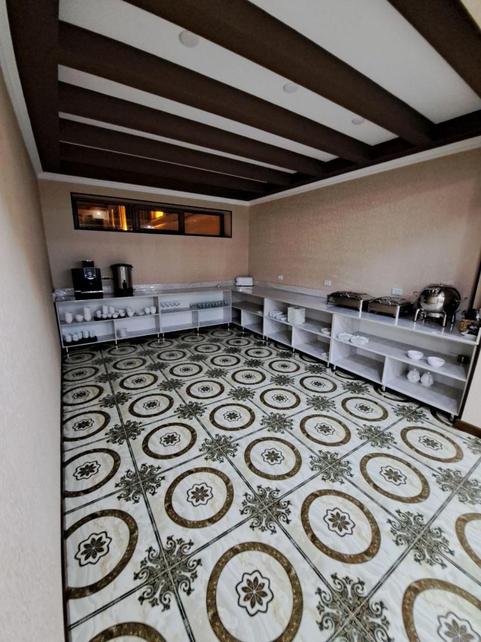 Caravan Plaza Inn Boutique Бухара Екстериор снимка