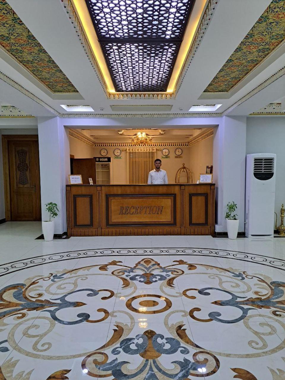 Caravan Plaza Inn Boutique Бухара Екстериор снимка